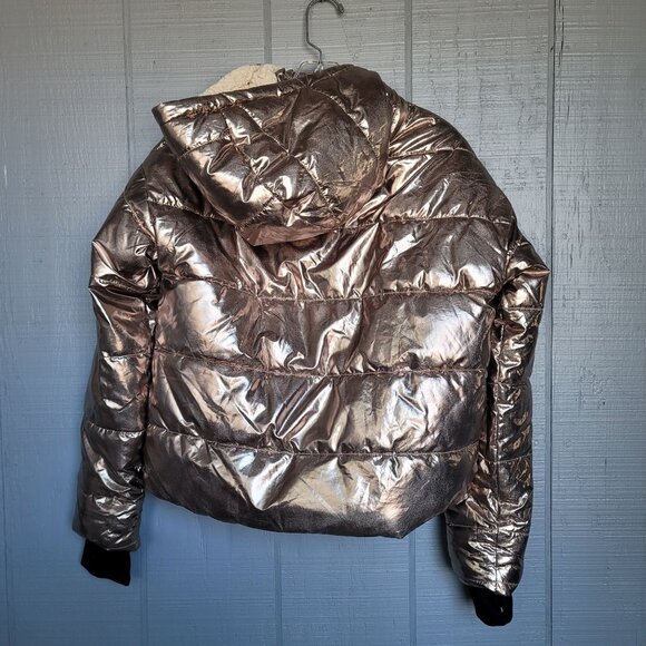 Offline By Aerie Rose Gold Metallic Sherpa Lined Puffer Jacket. Size SP - Picture 3 of 10